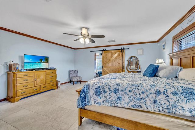 7801 SW 170th St, Palmetto Bay, FL 33157