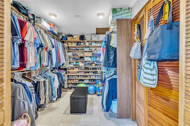 7801 SW 170th St, Palmetto Bay, FL 33157