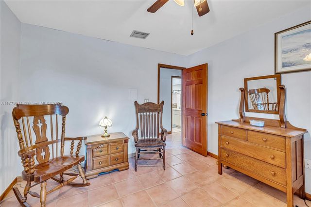 7801 SW 170th St, Palmetto Bay, FL 33157