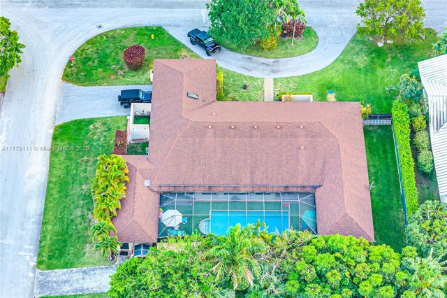 7801 SW 170th St, Palmetto Bay, FL 33157