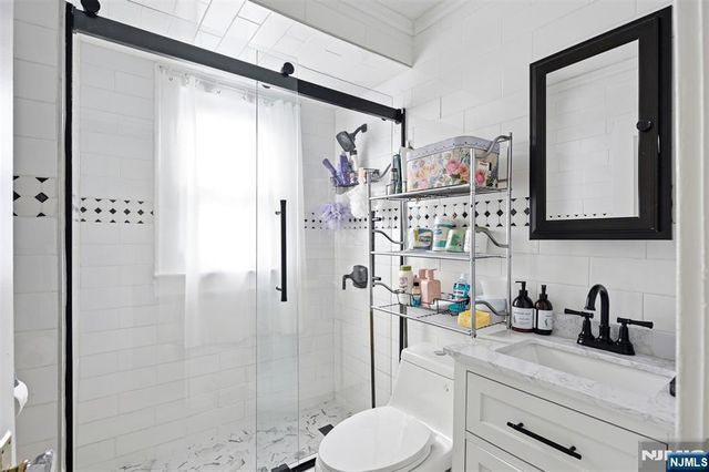 7-13 Henderson Boulevard, Fair Lawn, NJ 07410