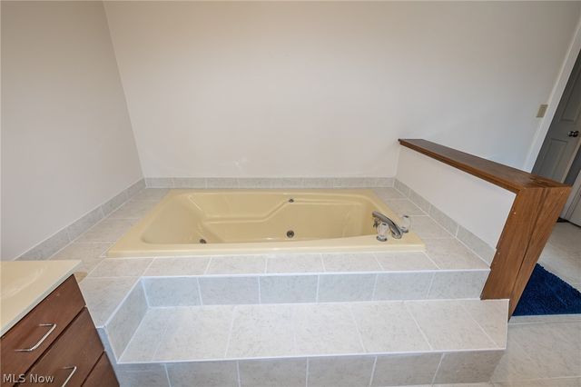 3573 Autumn Tree Drive, Medina, OH 44256