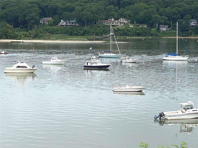 193 Woodbine Avenue C, Northport, NY 11768