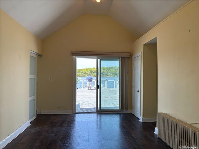 193 Woodbine Avenue C, Northport, NY 11768