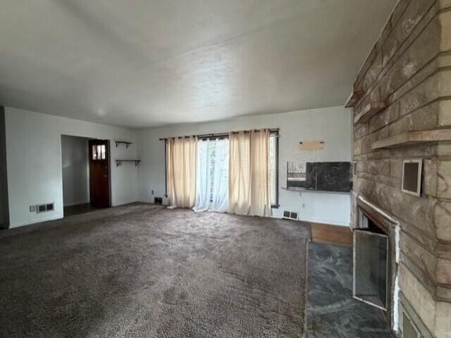 1000 E 61st Place, Merrillville, IN 46410