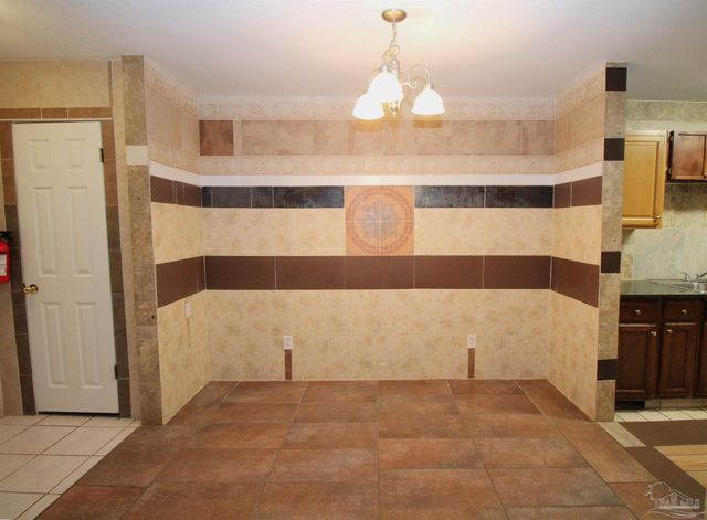 130 E 9 Mile Rd 8, Pensacola, FL 32534