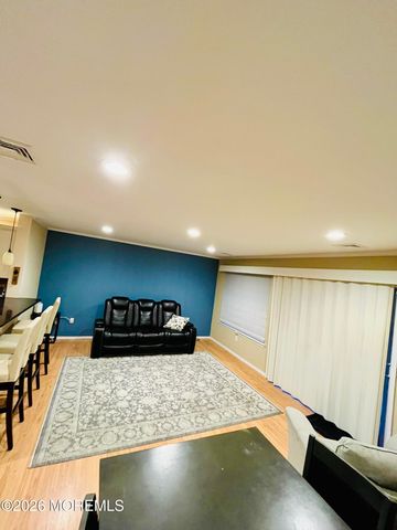 60 Horseshoe Court, Tinton Falls, NJ 07753