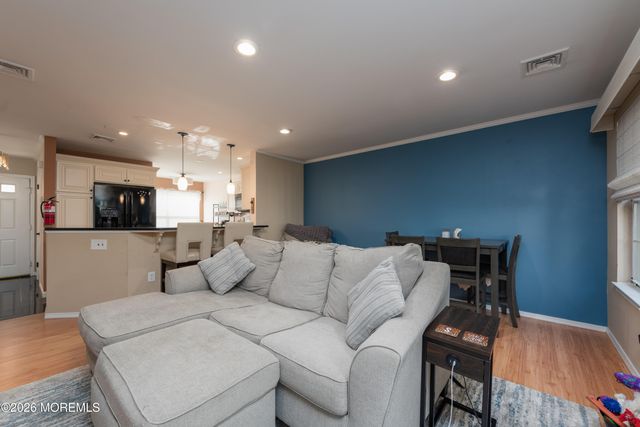 60 Horseshoe Court, Tinton Falls, NJ 07753