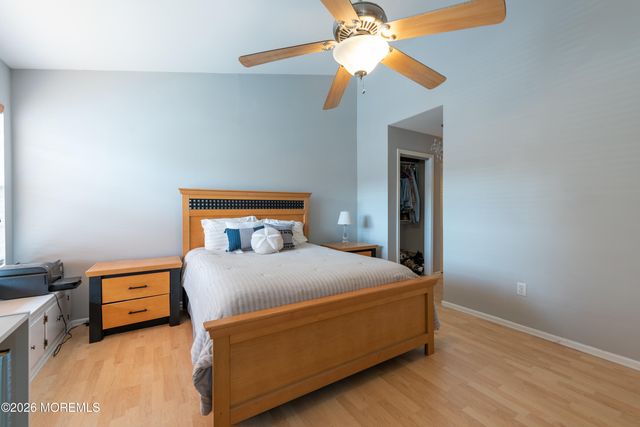 60 Horseshoe Court, Tinton Falls, NJ 07753