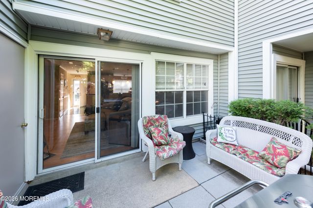 60 Horseshoe Court, Tinton Falls, NJ 07753