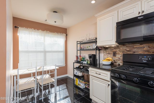 60 Horseshoe Court, Tinton Falls, NJ 07753