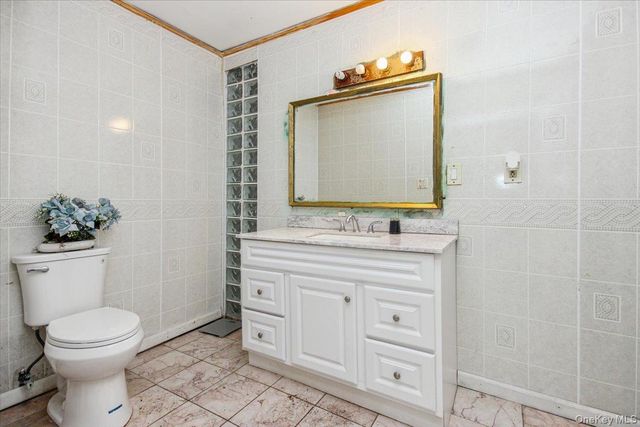 23 Peach Terrace, Newburgh, NY 12550