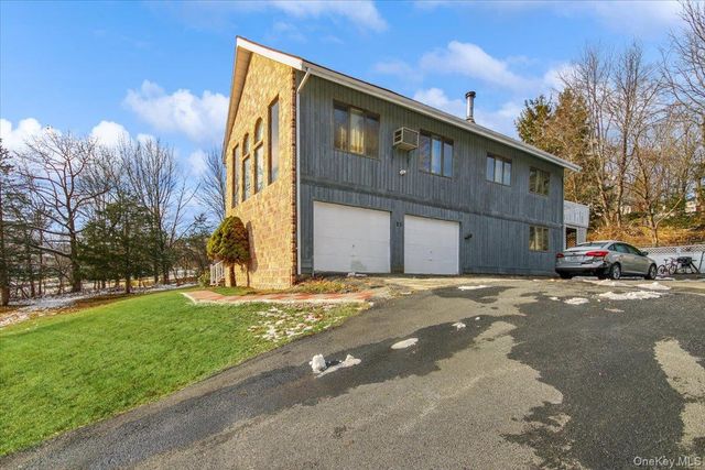 23 Peach Terrace, Newburgh, NY 12550