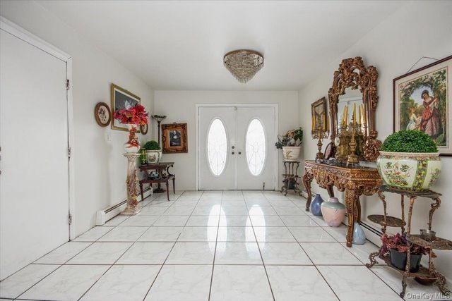 23 Peach Terrace, Newburgh, NY 12550