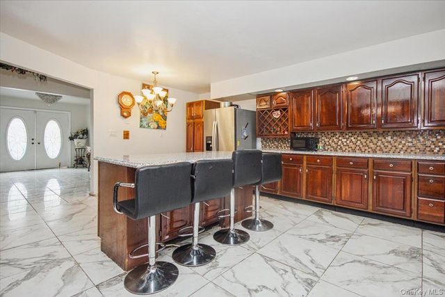 23 Peach Terrace, Newburgh, NY 12550