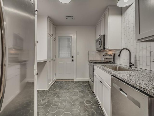 131 W Acres Street B, Norman, OK 73069