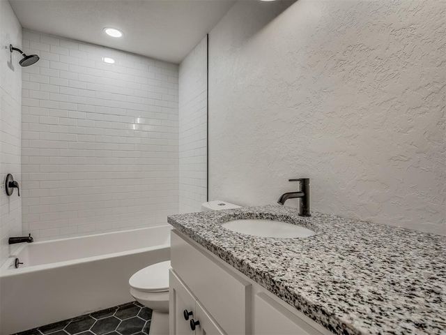 131 W Acres Street B, Norman, OK 73069