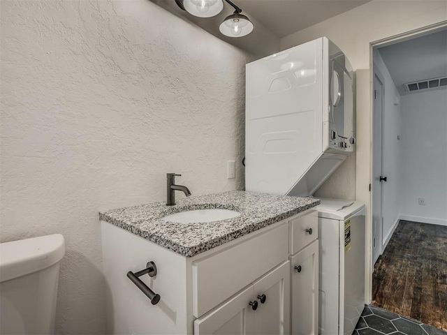131 W Acres Street B, Norman, OK 73069