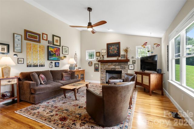 34 Justice Drive, Leicester, NC 28748