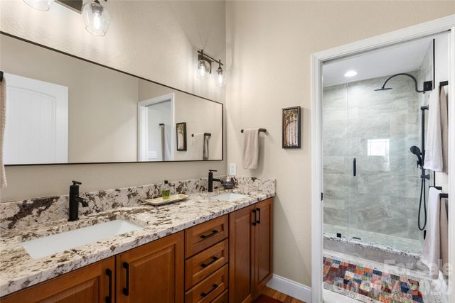 34 Justice Drive, Leicester, NC 28748