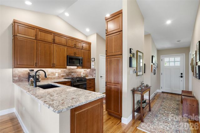 34 Justice Drive, Leicester, NC 28748