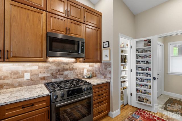 34 Justice Drive, Leicester, NC 28748