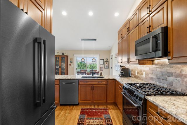 34 Justice Drive, Leicester, NC 28748
