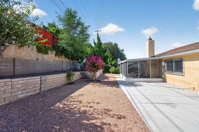 12656 Indian Place NE, Albuquerque, NM 87112