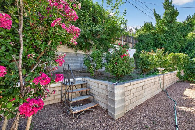12656 Indian Place NE, Albuquerque, NM 87112