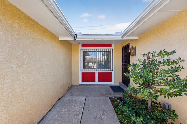 12656 Indian Place NE, Albuquerque, NM 87112