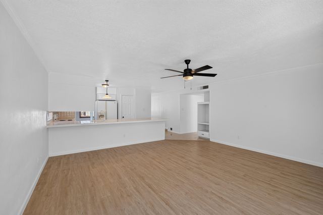 12656 Indian Place NE, Albuquerque, NM 87112