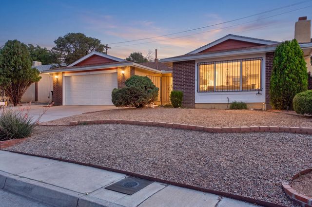 12656 Indian Place NE, Albuquerque, NM 87112
