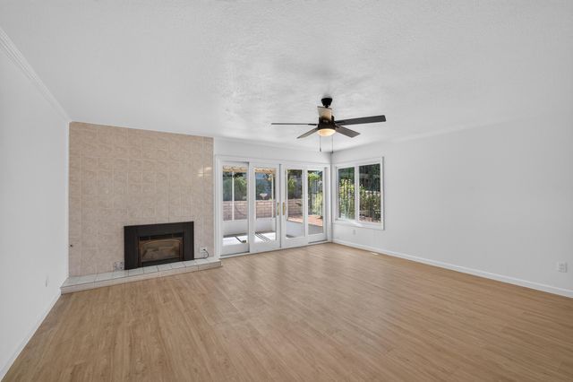 12656 Indian Place NE, Albuquerque, NM 87112