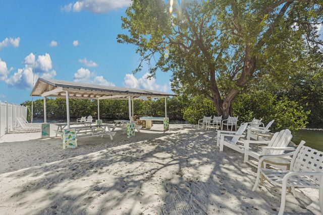 535 Plante Street, Key Largo, FL 33037