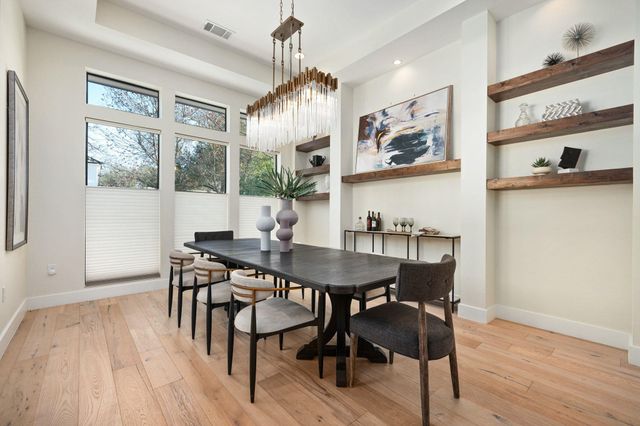 6104 Cary DR, Austin, TX 78757