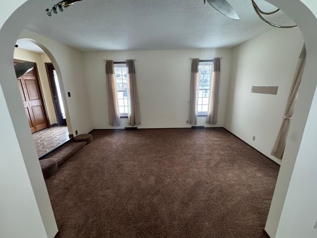 5564 E Danube Road, Fridley, MN 55432