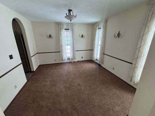 5564 E Danube Road, Fridley, MN 55432