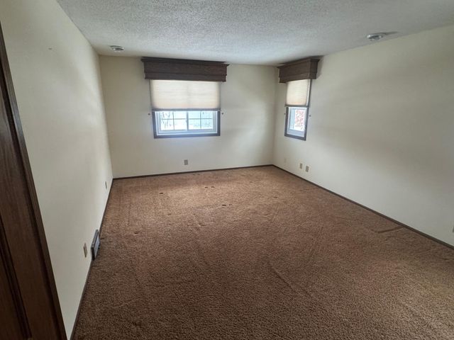 5564 E Danube Road, Fridley, MN 55432