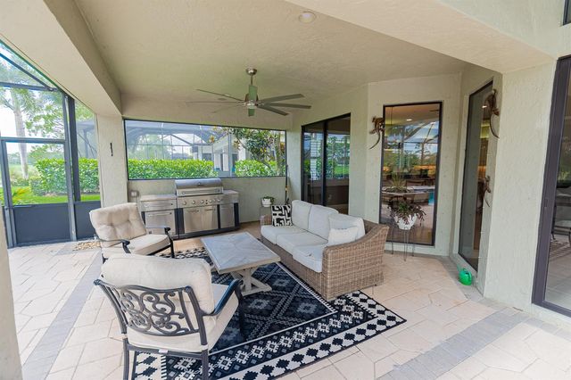 8060 Kiawah Trace, Port St. Lucie, FL 34986
