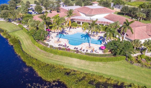 8060 Kiawah Trace, Port St. Lucie, FL 34986