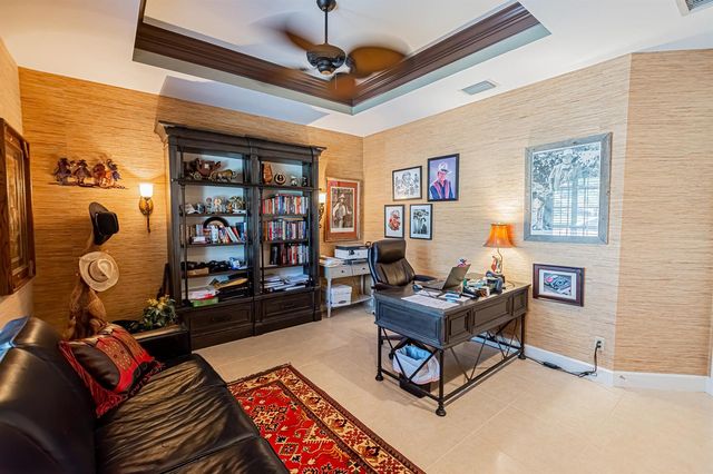 8060 Kiawah Trace, Port St. Lucie, FL 34986