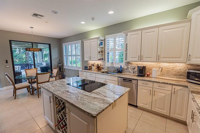 8060 Kiawah Trace, Port St. Lucie, FL 34986