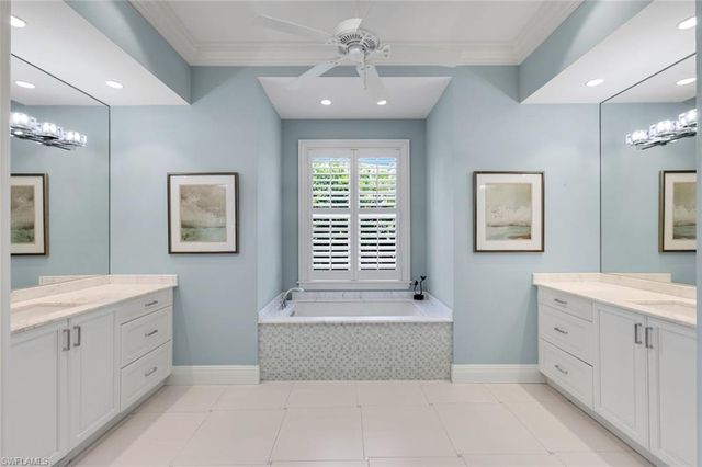 524 Turtle Hatch LN, Naples, FL 34103