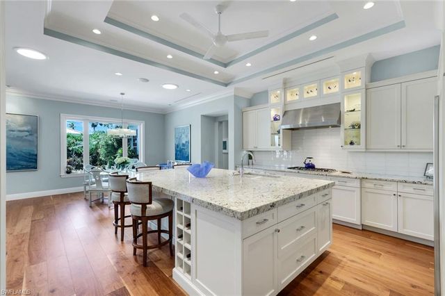 524 Turtle Hatch LN, Naples, FL 34103