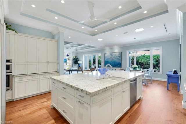 524 Turtle Hatch LN, Naples, FL 34103