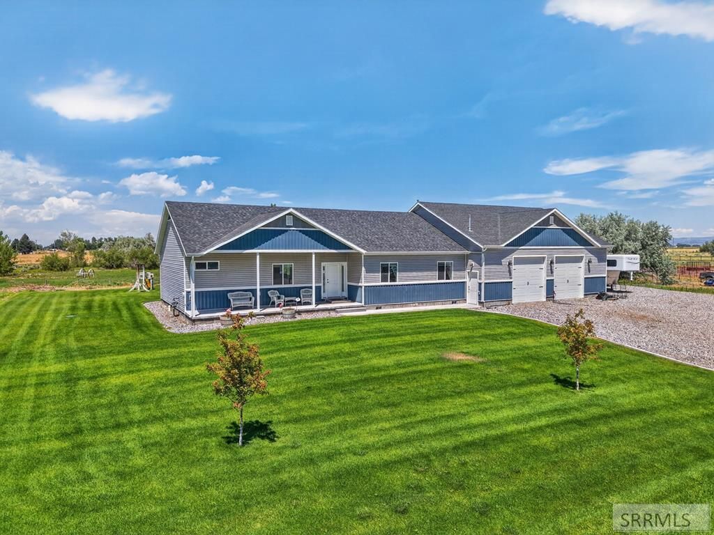 Image 1 of property listing at 204 E 135 N, Blackfoot, ID 83221