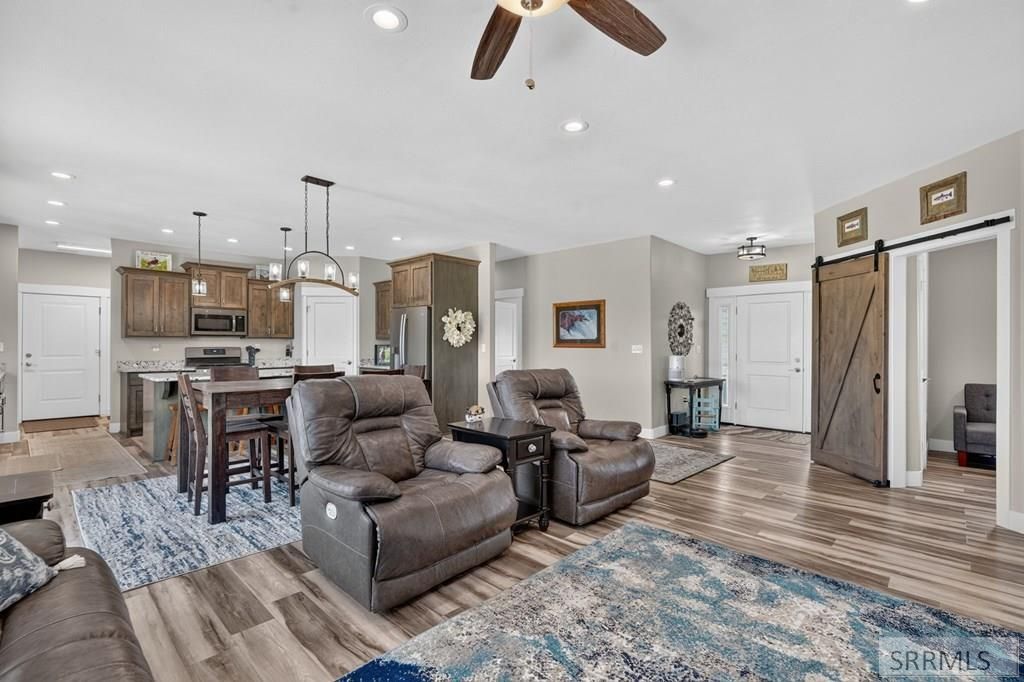 Image 6 of property listing at 204 E 135 N, Blackfoot, ID 83221