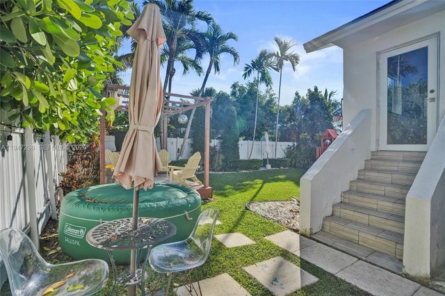 9181 Byron Ave, Surfside, FL 33154