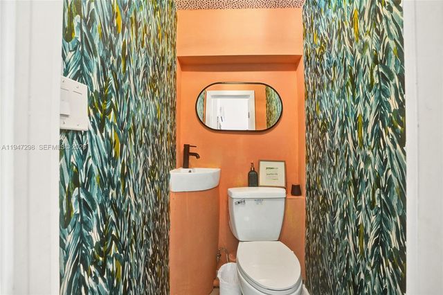 9181 Byron Ave, Surfside, FL 33154