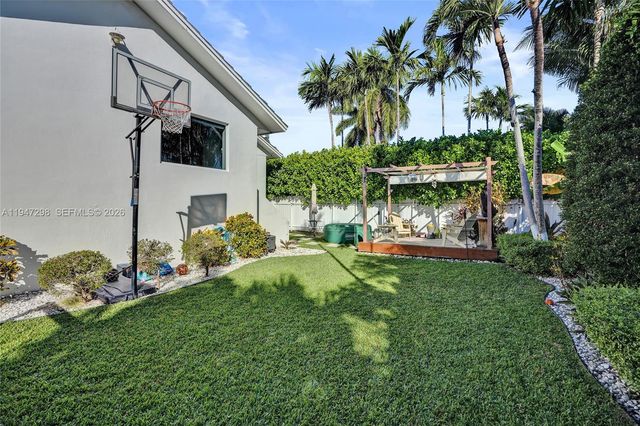 9181 Byron Ave, Surfside, FL 33154